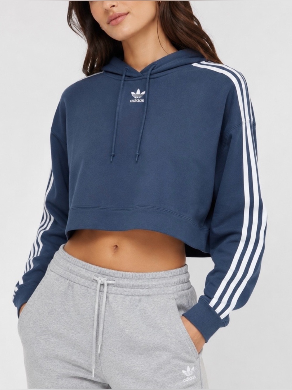 Adidas Originals Trefoil Cropped Hoodie Blue White 3-Stripes Blockcore
Medium